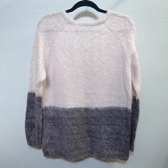 UO Color-Block Sweater - Picture 2 of 8